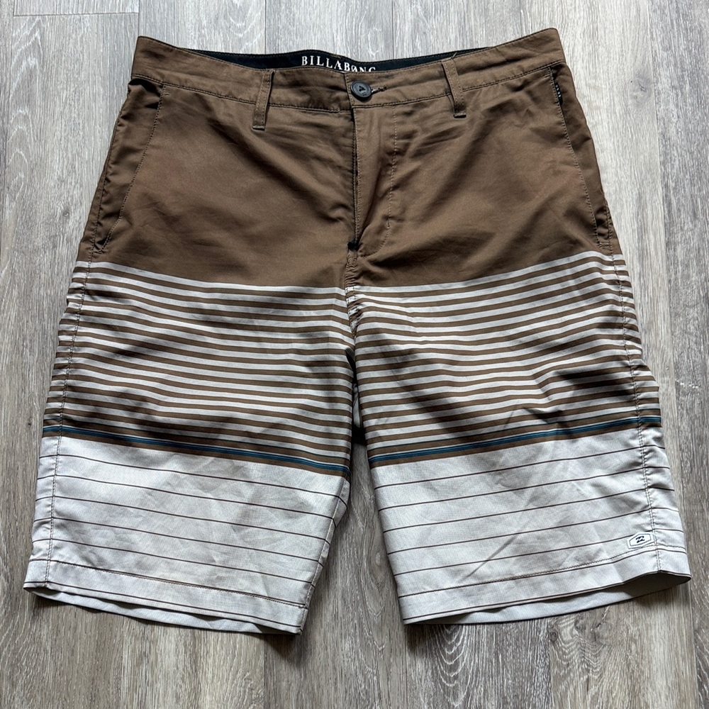 Billabong Men's Hybrid Shorts in Brown and Tan Stripes